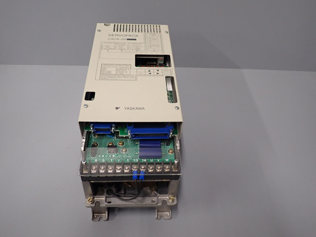 YASKAWA CACR-SR15BE12G-E