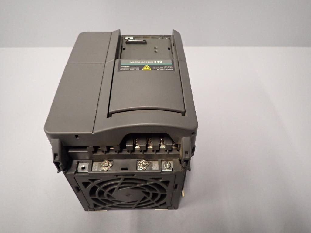 SIEMENS 6SE6440-2UD22-2BA1