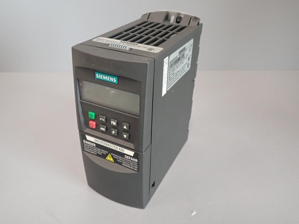 SIEMENS 6SE6420-2AB15-5AA1