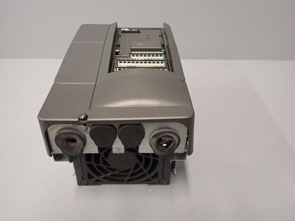 SIEMENS 6SE6440-2AD24-0BA1