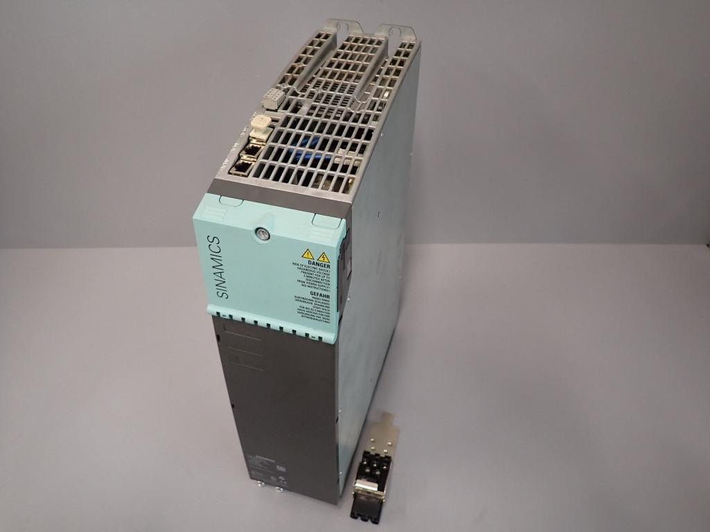 SIEMENS 6SL3120-1TE23-0AA4