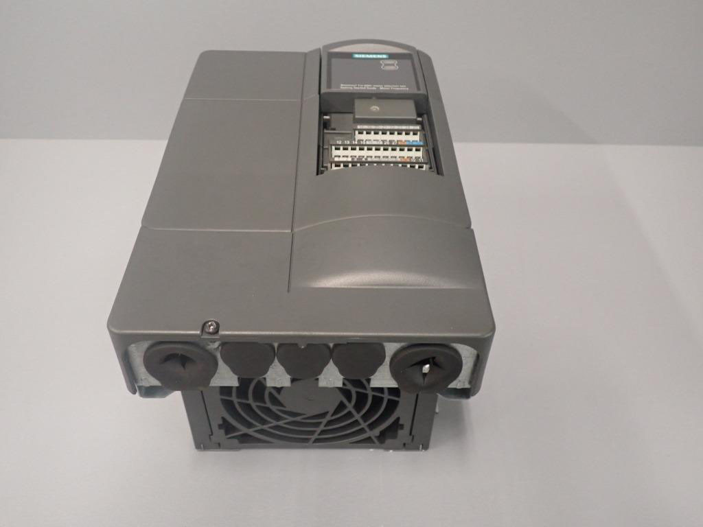 SIEMENS 6SE6440-2AD27-5CA1