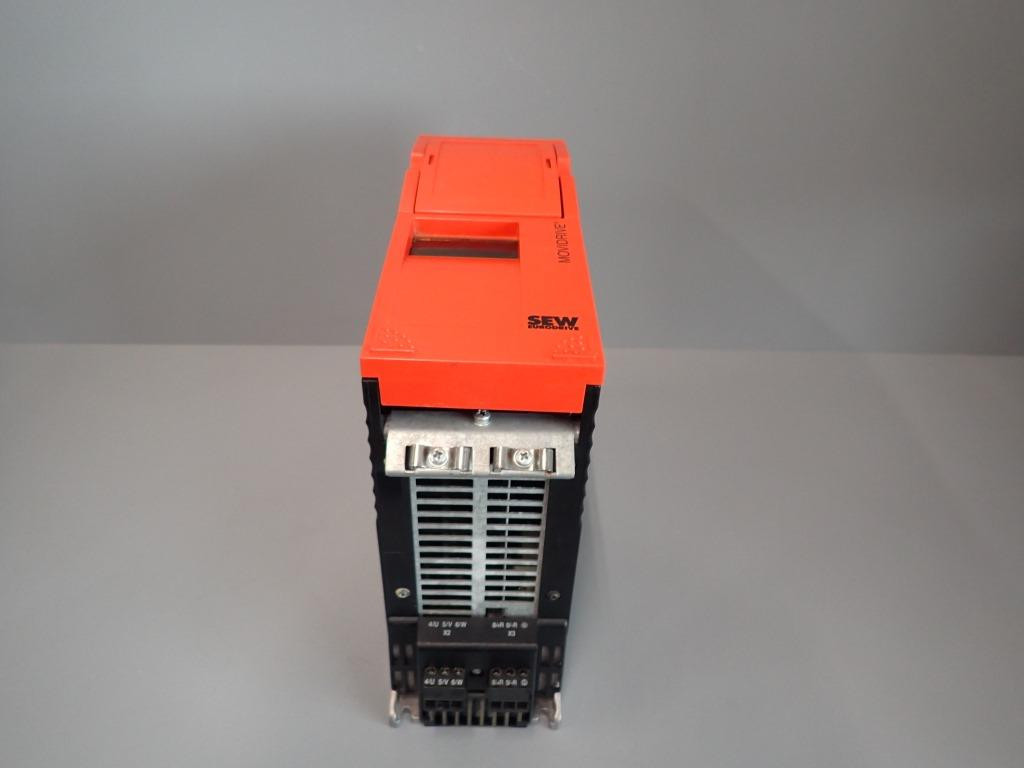 SEW EURODRIVE  MDS60A0015-5A3-4-00