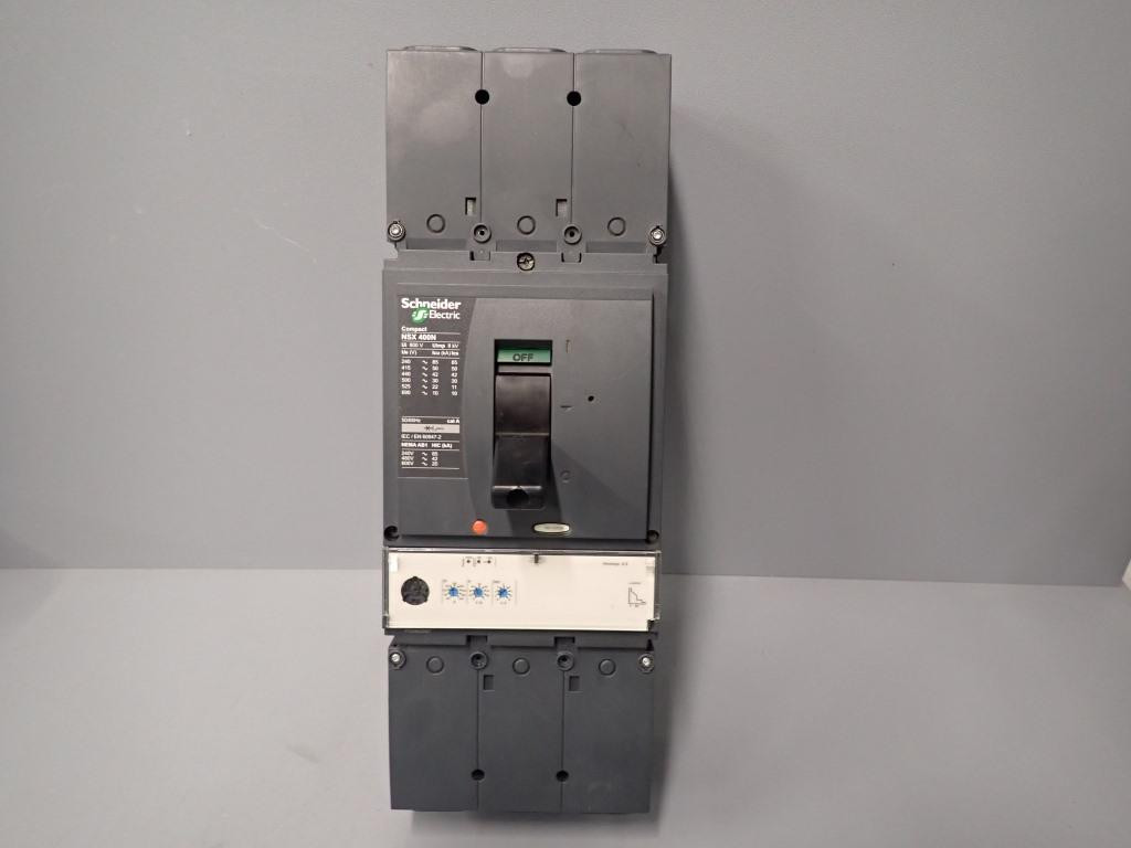 SCHNEIDER  COMPACTNSX400N