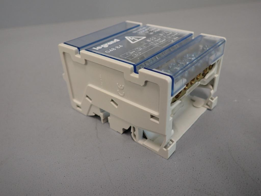 LEGRAND 04884