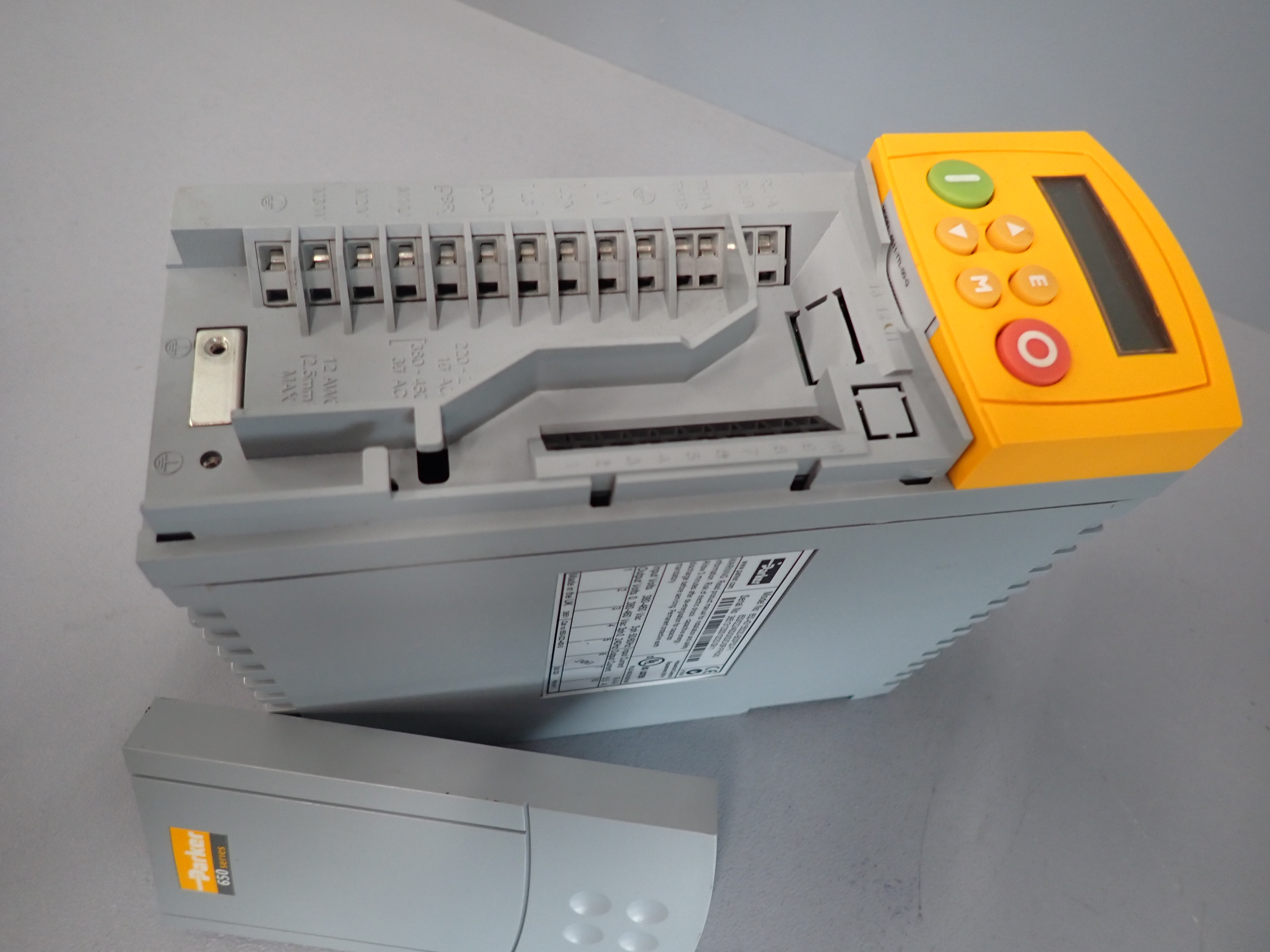 PARKER 650/022/400/0/00/DISP/FR/0/0