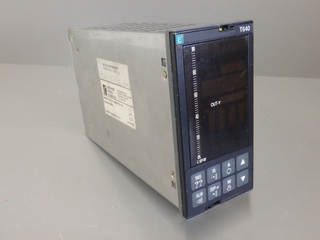 EUROTHERM T640/MAINS/422/TC/TC/M002/T710/-/-/IT/I27553/001/3/4295