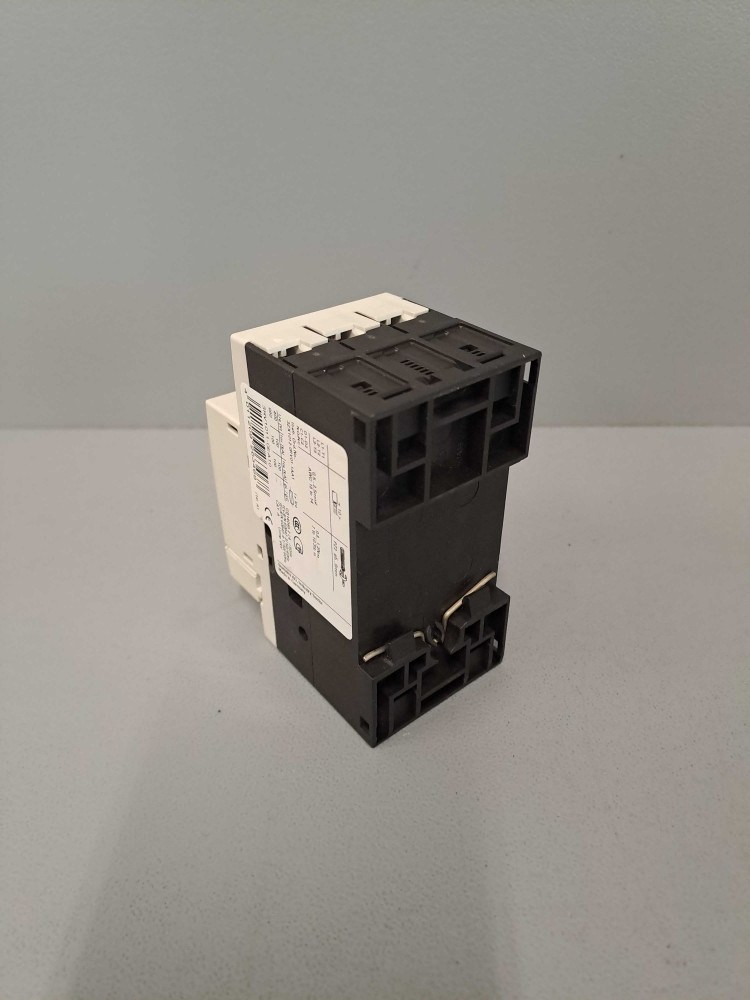 SIEMENS 3RV10110EA10