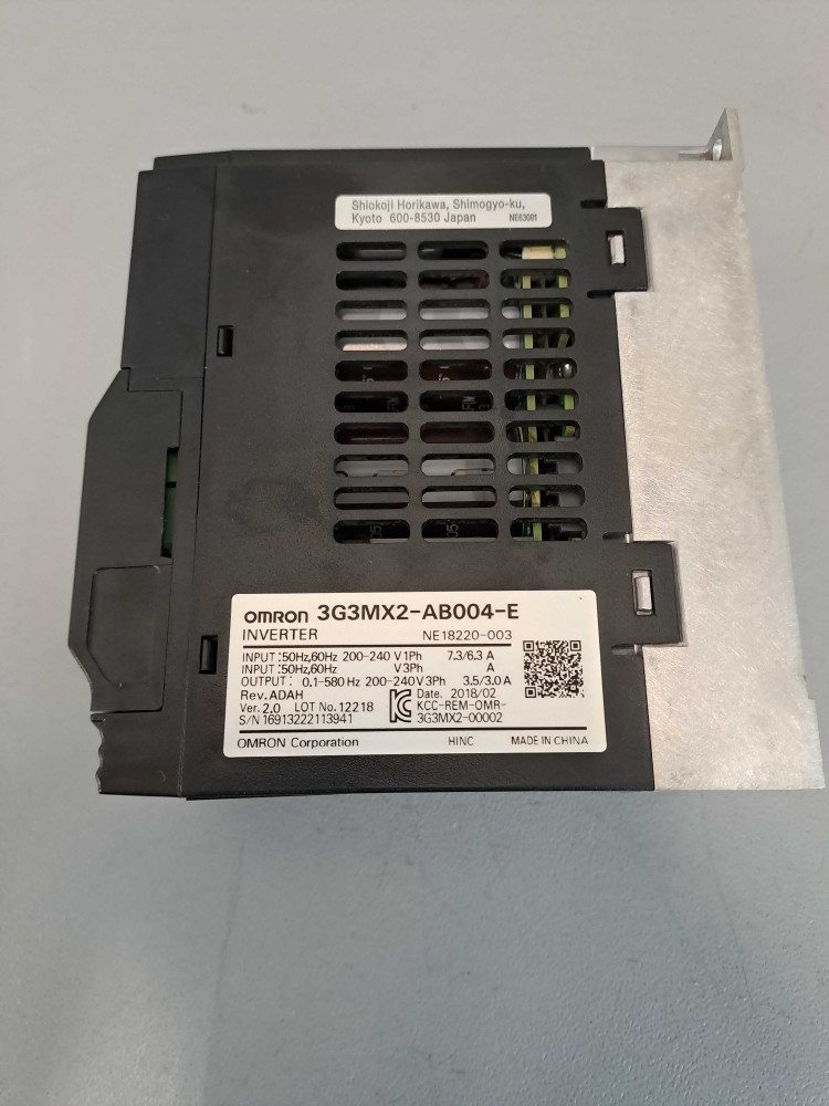 OMRON 3G3MX2AB004E