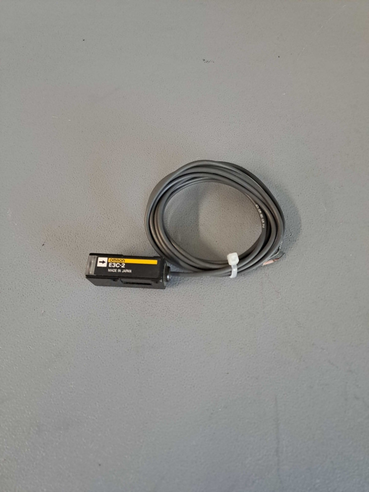 OMRON E3C2