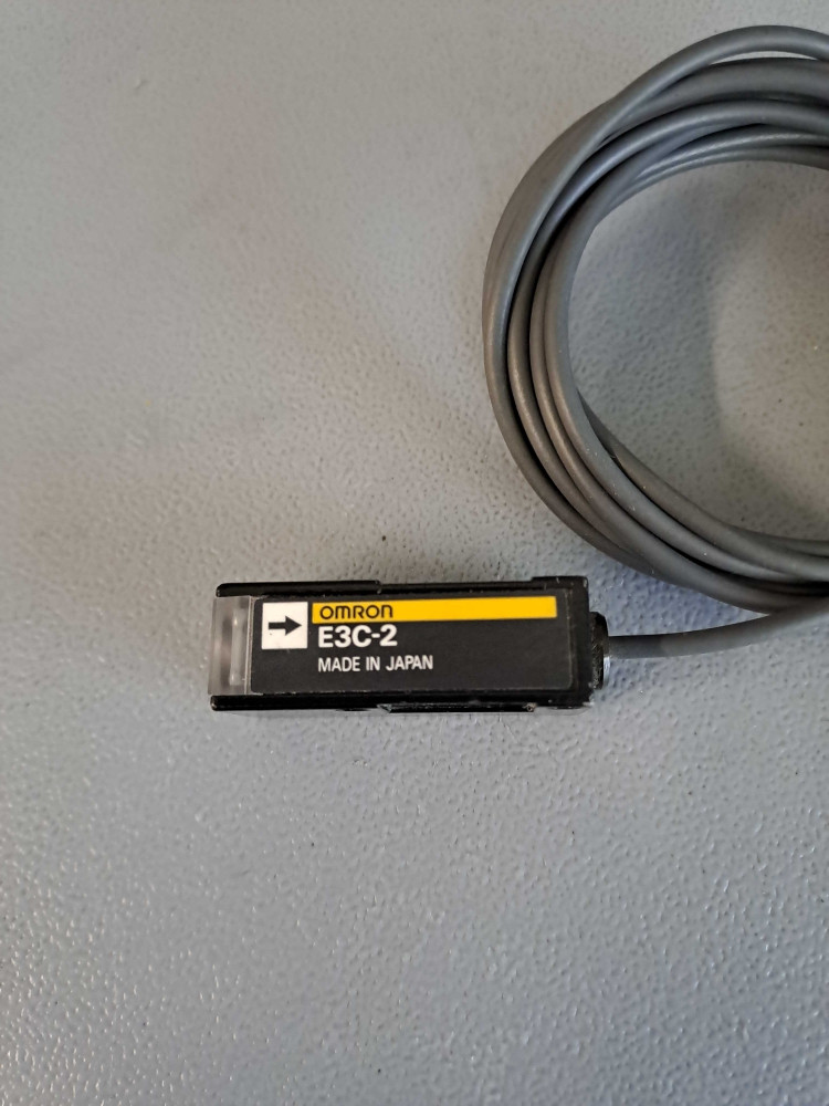 OMRON E3C2
