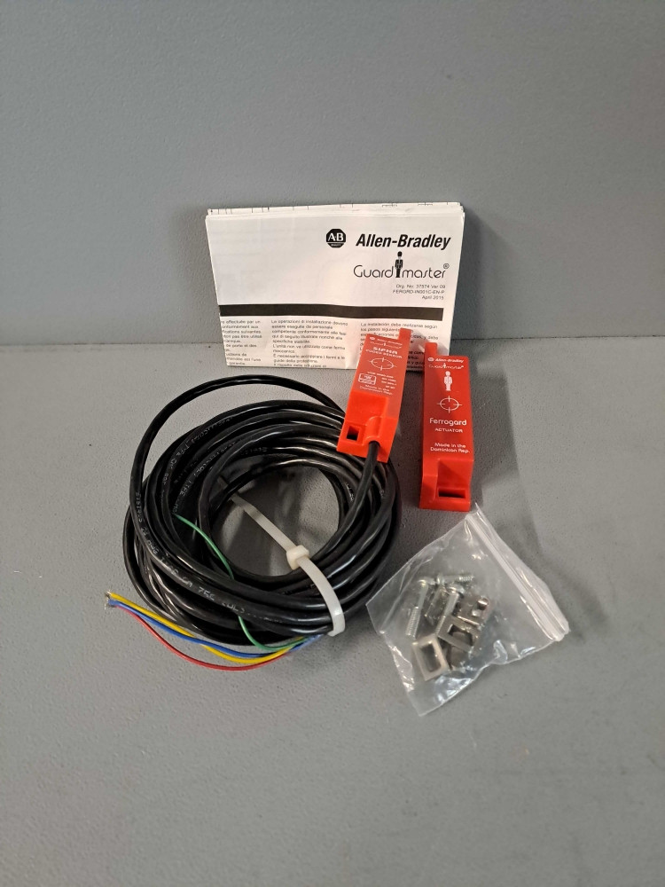 ALLEN-BRADLEY 440NS32017