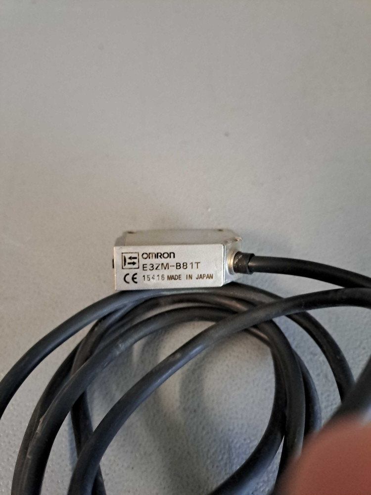 OMRON E3ZMB81T