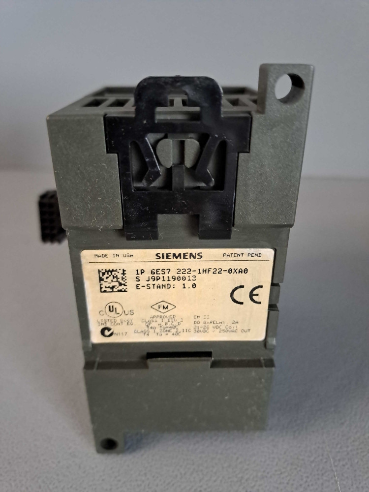 SIEMENS  6ES72221HF220XA0