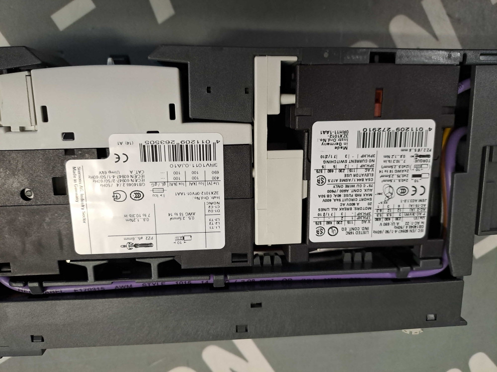 SIEMENS 3RK1301-0JB00-0AA2