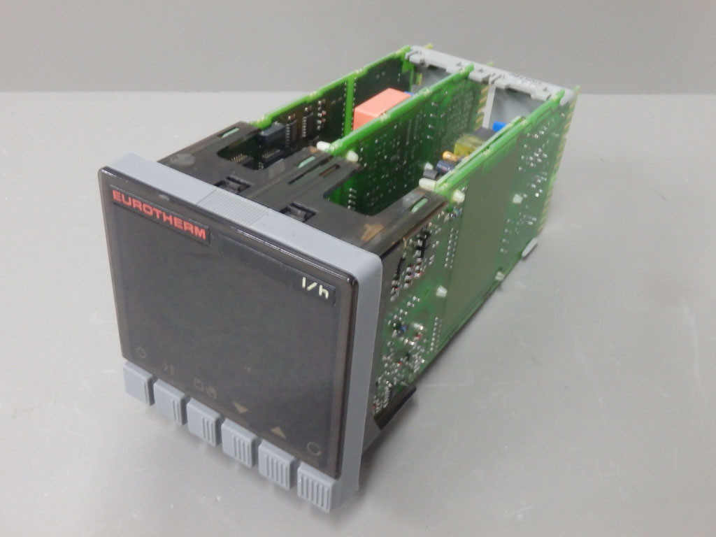 EUROTHERM 902S-IC-HDC-EC-ARE-VH-XN-LE-IF-HAF-EAF-AB-0-2500-C-00
