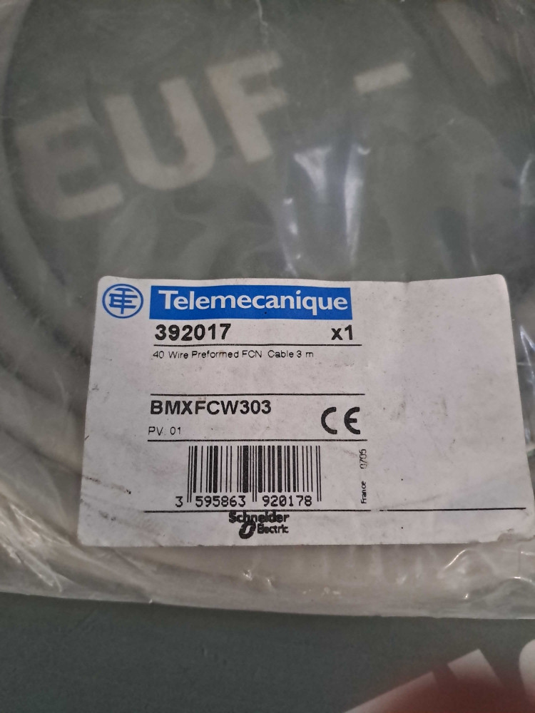 SCHNEIDER  BMXFCW303