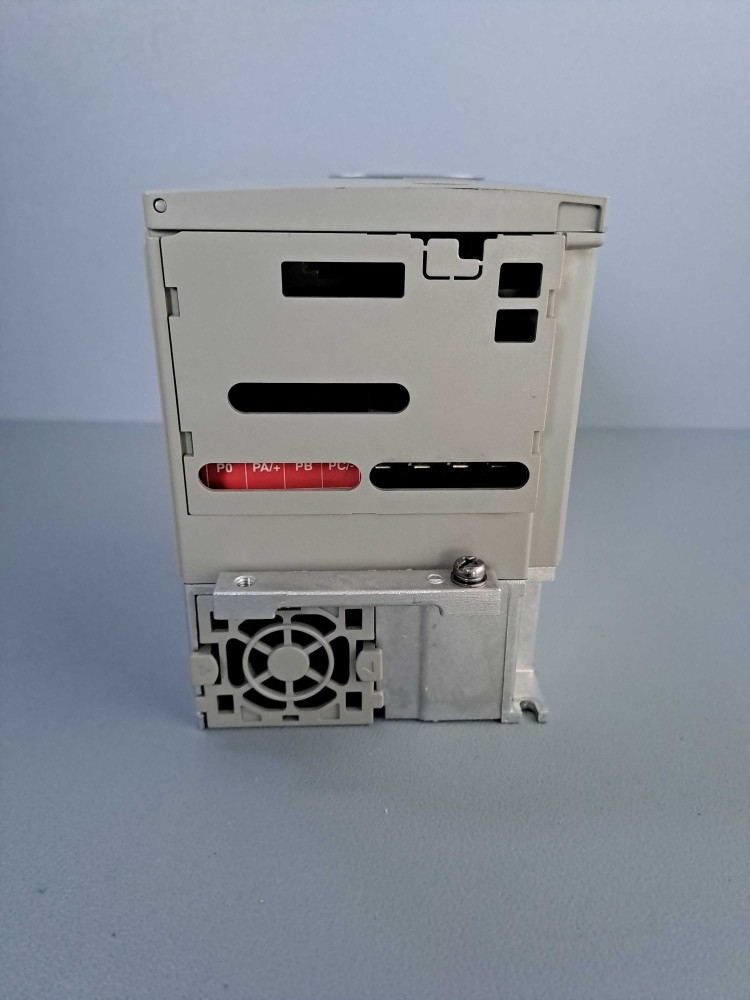 SCHNEIDER  ATV31HU11M2