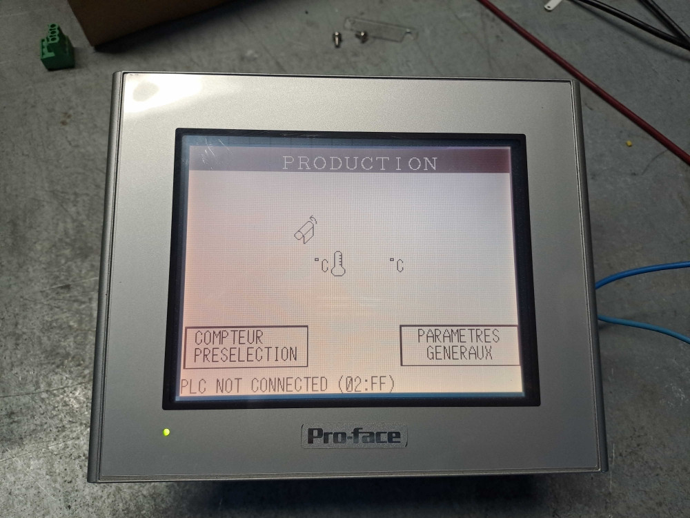 PROFACE  GP2301LG4124V