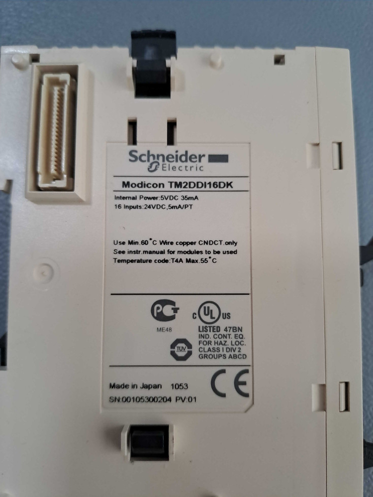 SCHNEIDER  TM2DDI16DK