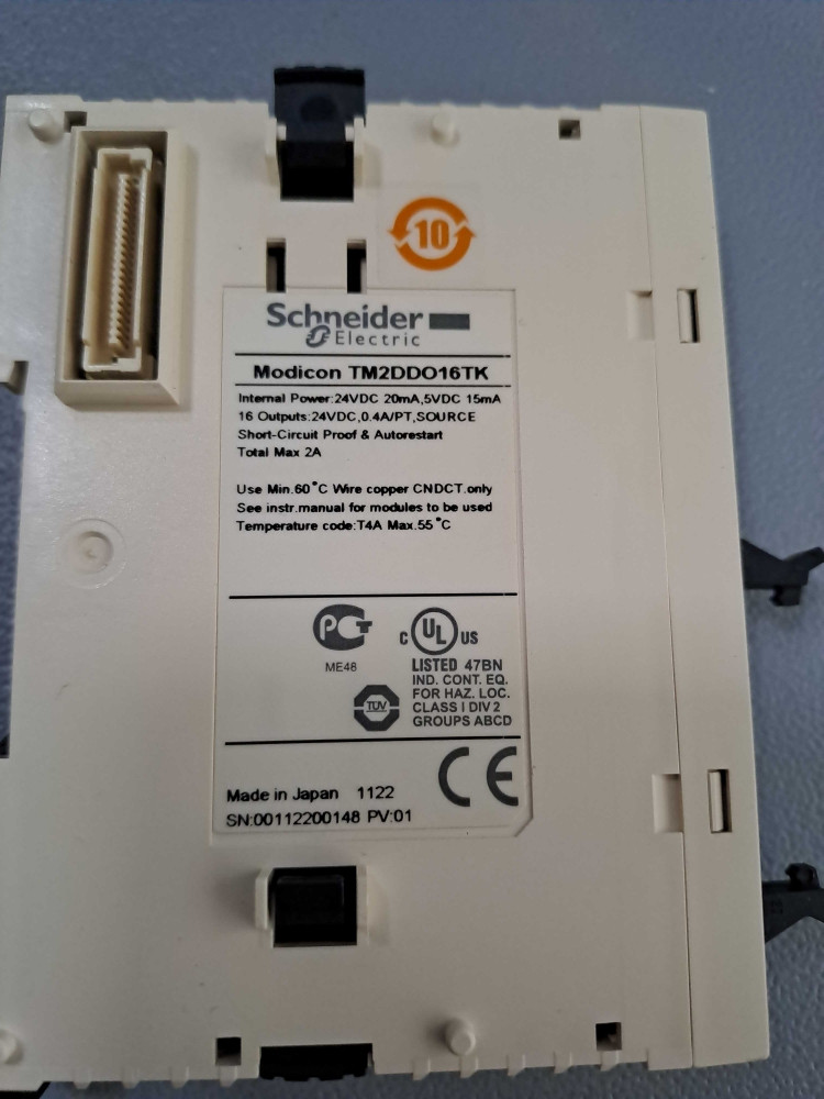 SCHNEIDER  TM2DDO16TK