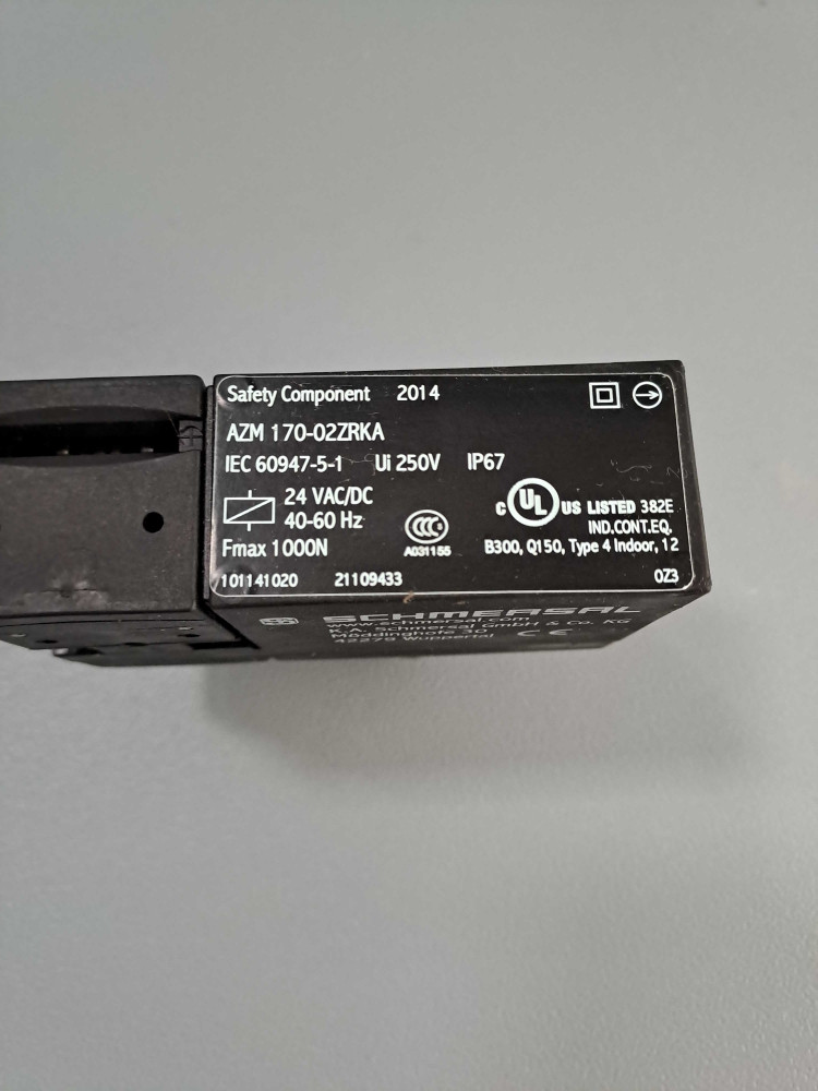 SCHMERSAL AZM17002ZRKA