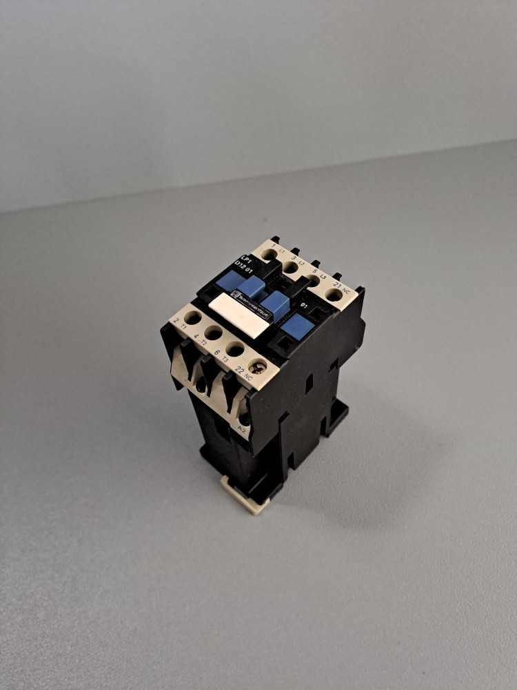 TÉLÉMÉCANIQUE  LP1D1201