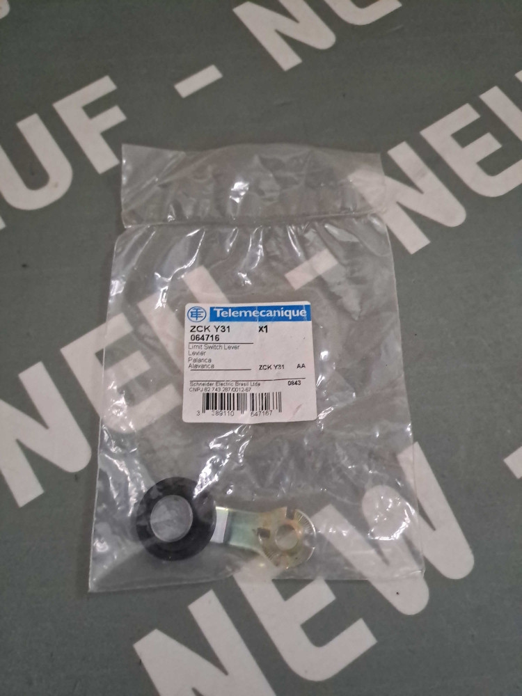 TÉLÉMÉCANIQUE  ZCKY31