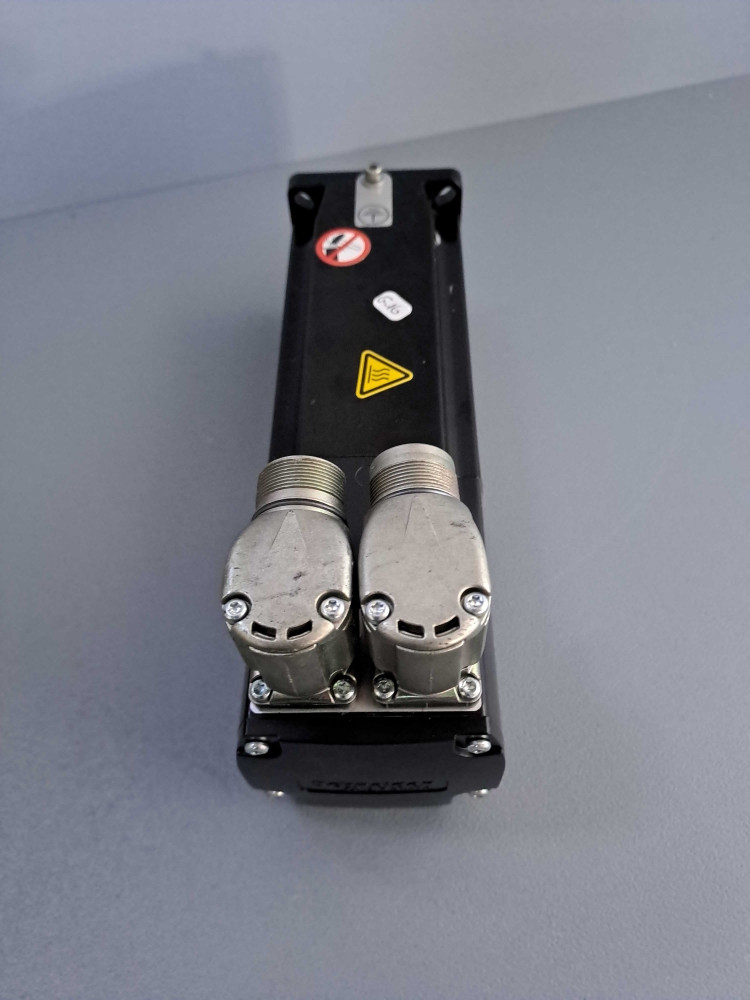 SCHNEIDER  BMH0703P16F2A