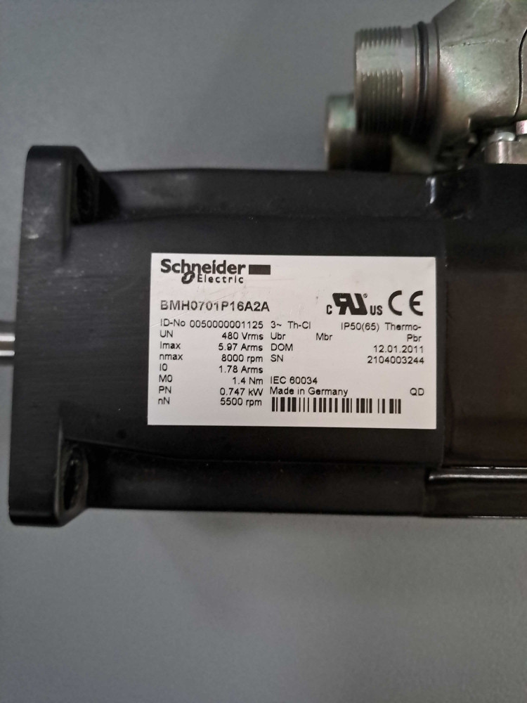 SCHNEIDER  BMH0701P16A2A