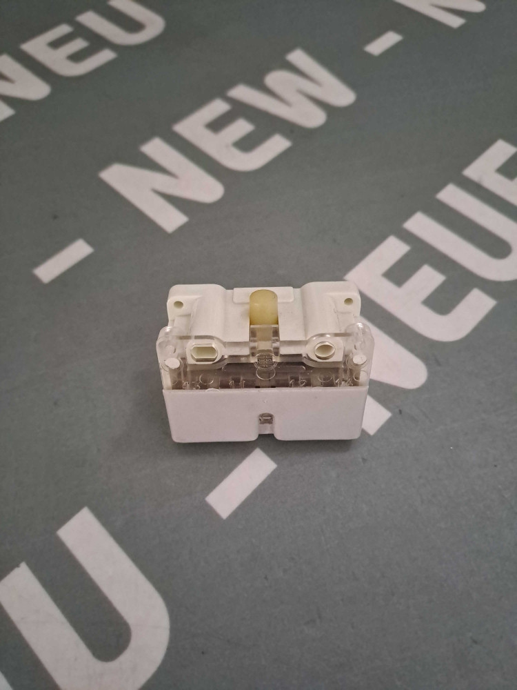 TÉLÉMÉCANIQUE  XC1ZP2005