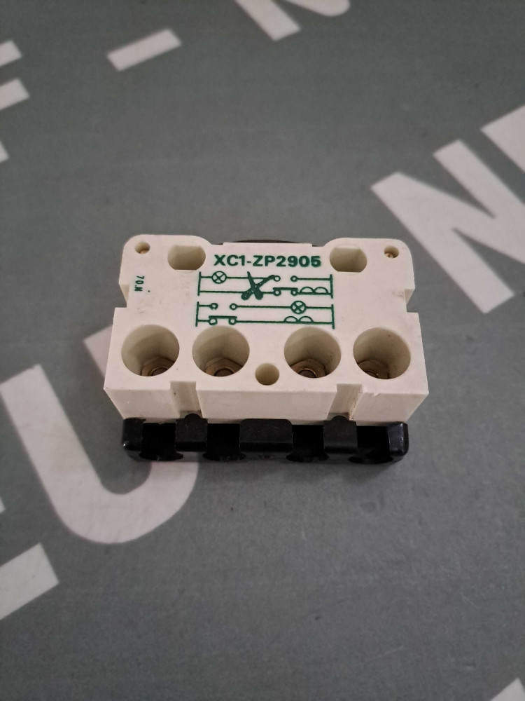 SCHNEIDER  XC1ZP2905