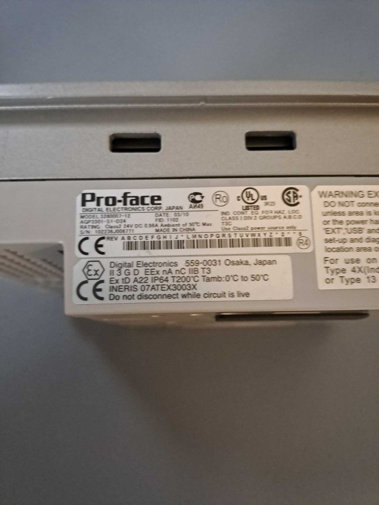 PROFACE  AGP3301S1D24