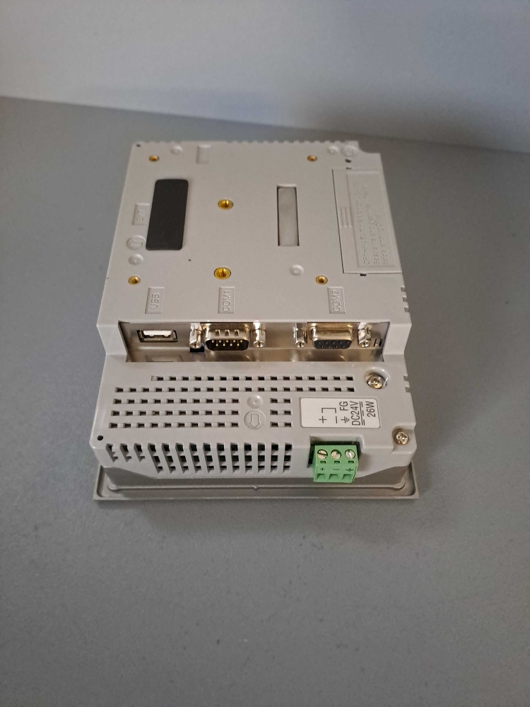 PROFACE  AGP3301S1D24