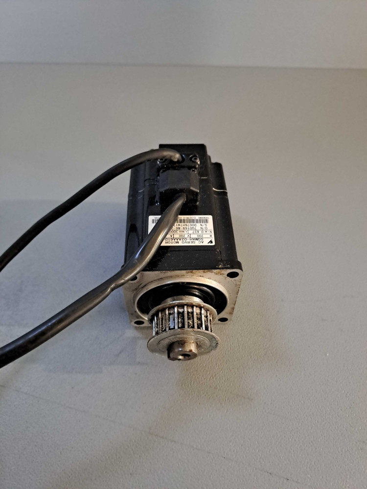 YASKAWA SGMAH02AAA61D0Y