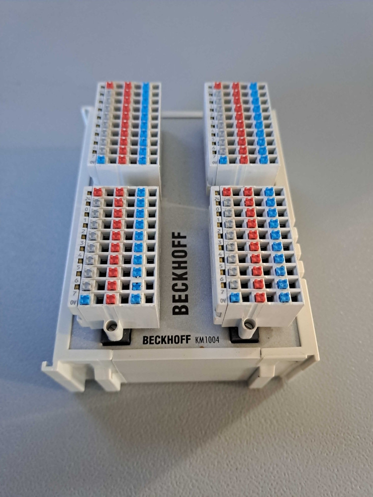 BECKHOFF KM1004