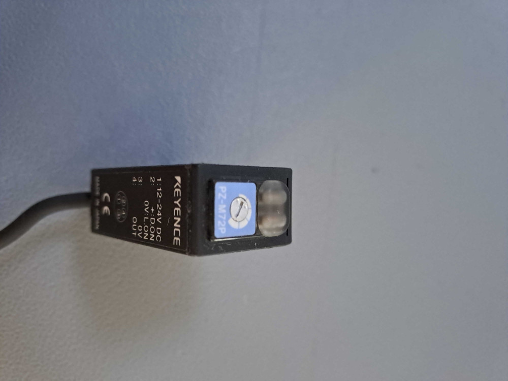 KEYENCE PZM72P