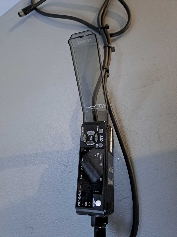 KEYENCE GT2-71P