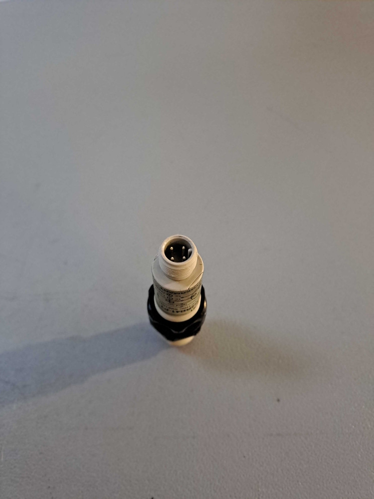 OMRON E3F2-R2RB41-P1