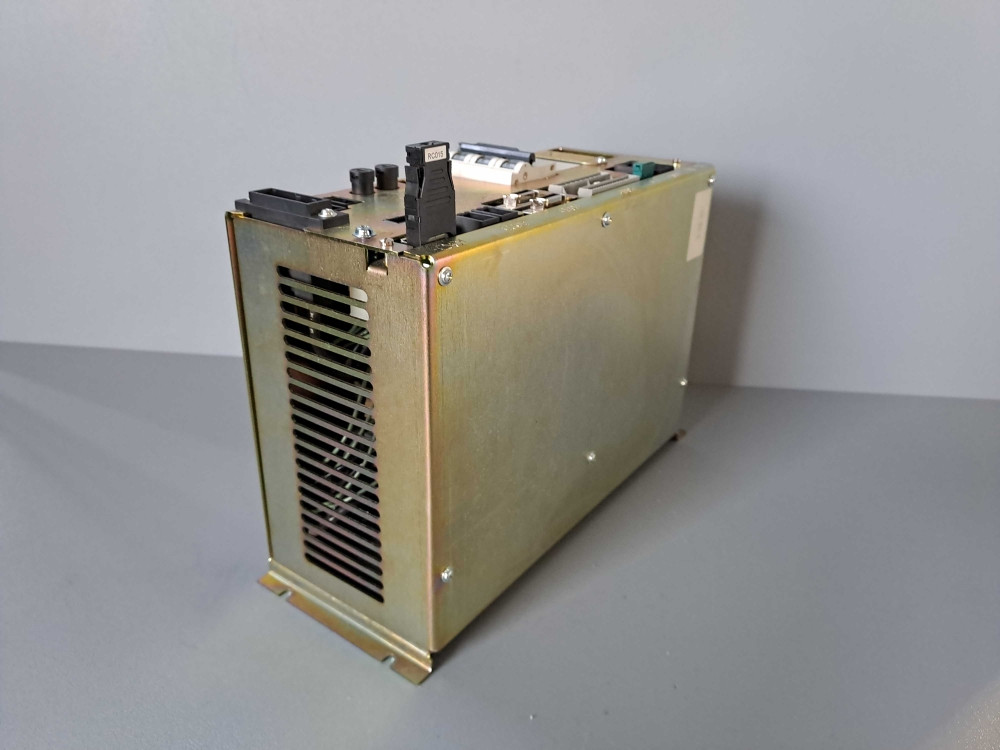 YASKAWA  SZRCRNTU011