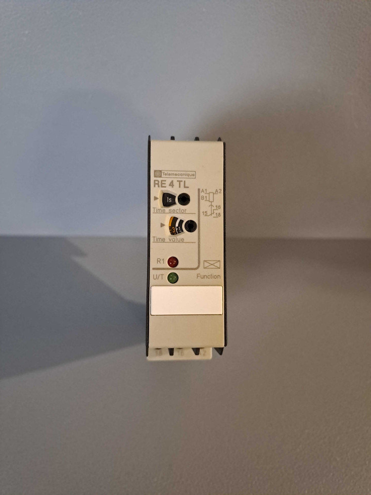 TÉLÉMÉCANIQUE  RE4TL11BU