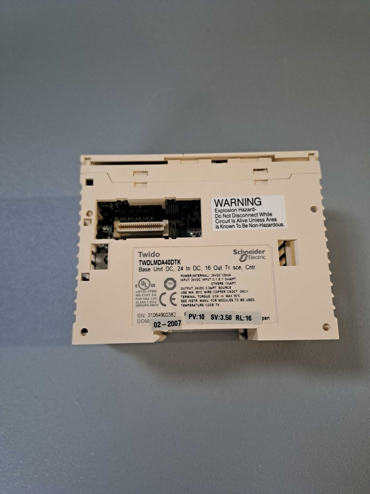 TÉLÉMÉCANIQUE  TWDLMDA40DTK