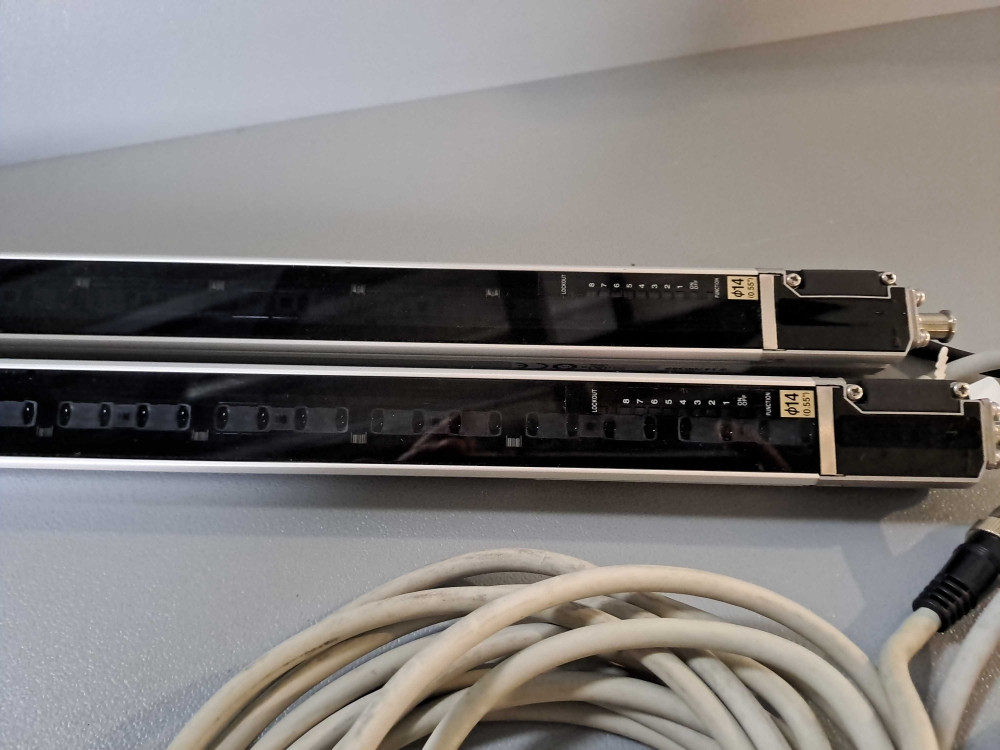 KEYENCE SLC48FR+SLC48FT