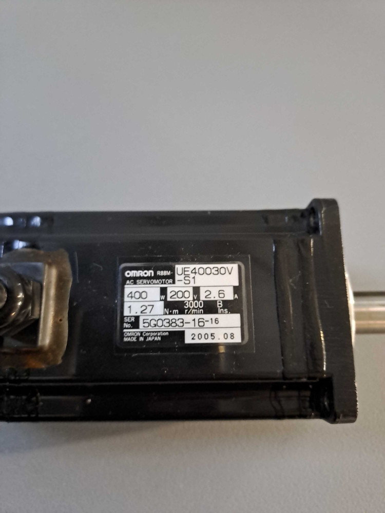 OMRON R88MUE40030VS1