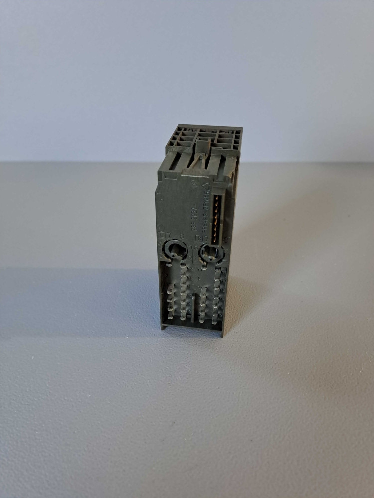 SIEMENS  6ES71384FB020AB0