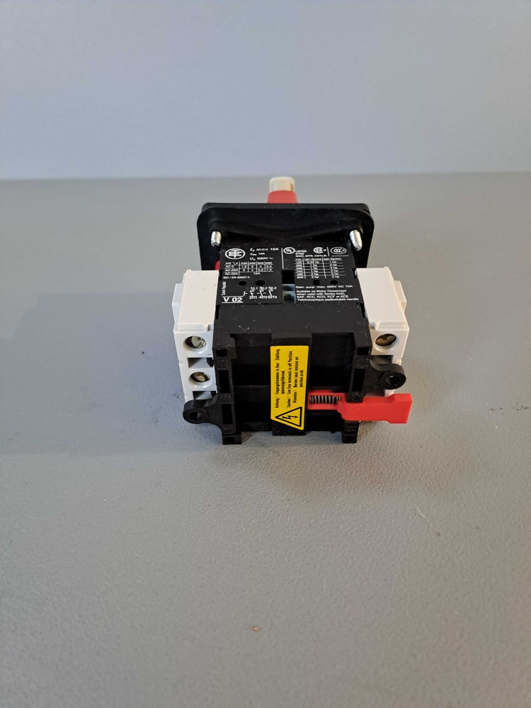 TÉLÉMÉCANIQUE  V02