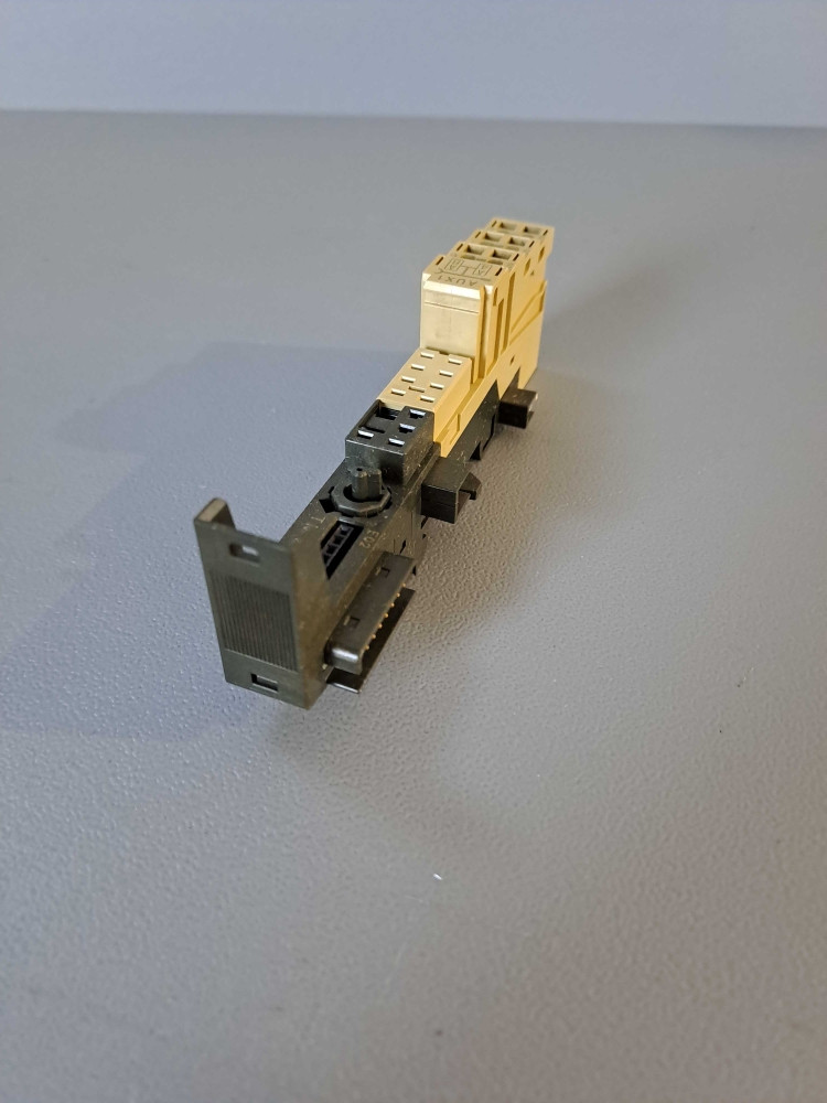 SIEMENS  6ES71934CC200AA0