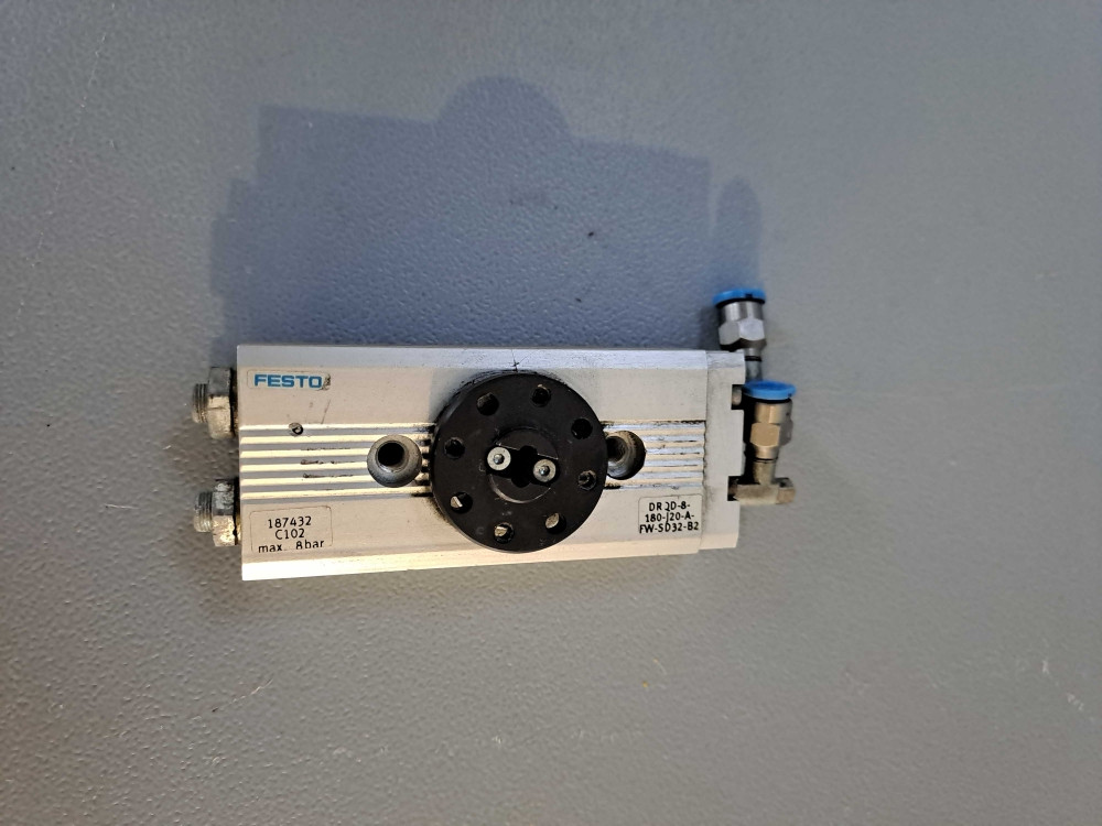 FESTO DRQD8-180-J20-A-FW-SD32-B2