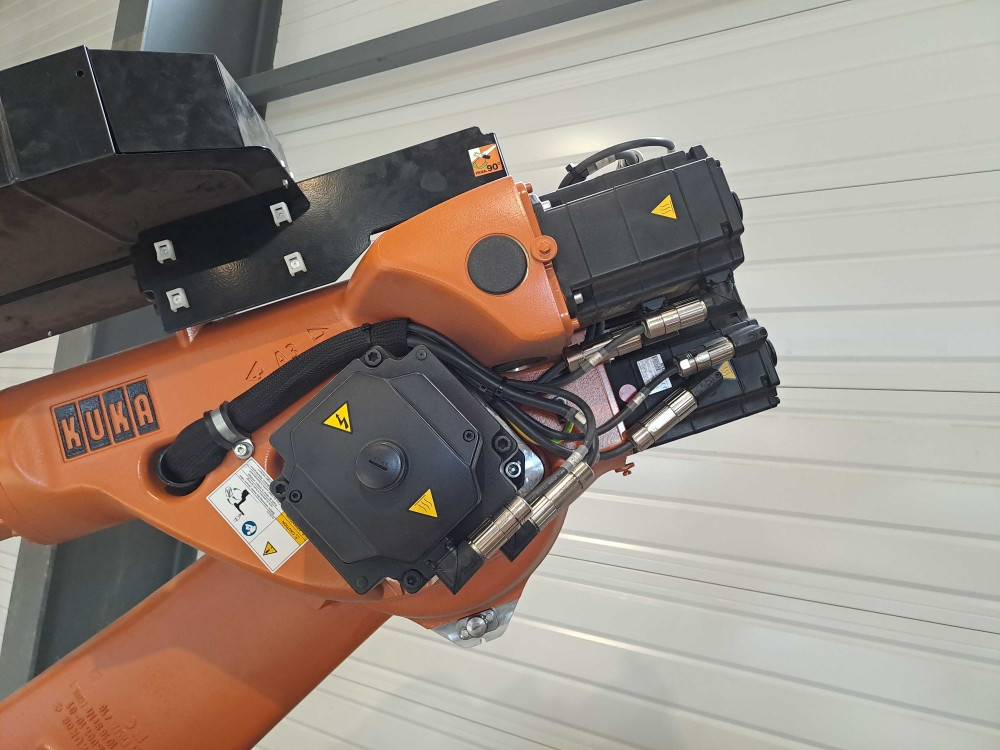 KUKA KR60L30HAC
