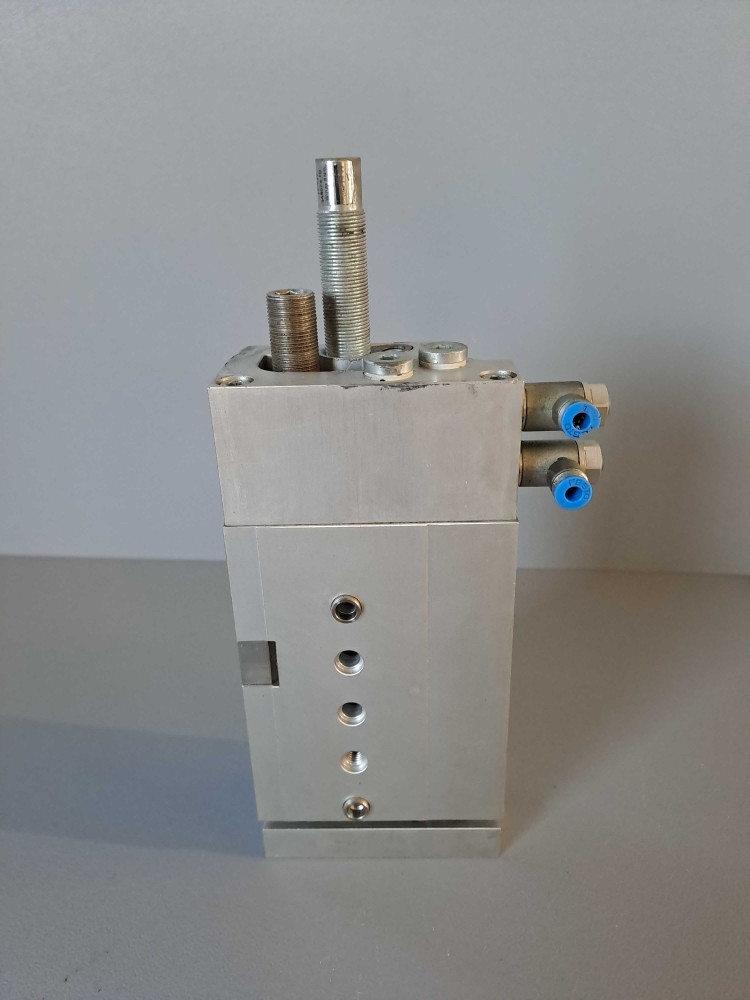 FESTO DGSL-20-40-P1A